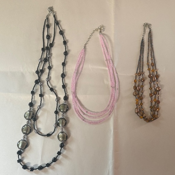 Elegant Multi-Color Beaded Necklace Set of 3 Neckaces - Picture 1 of 4